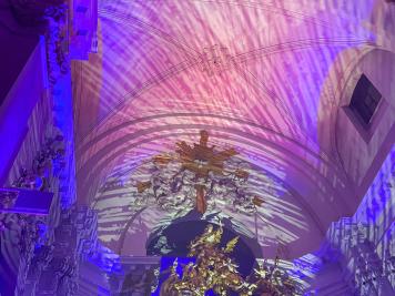 Lichtinstallation "Herz & Verstand"